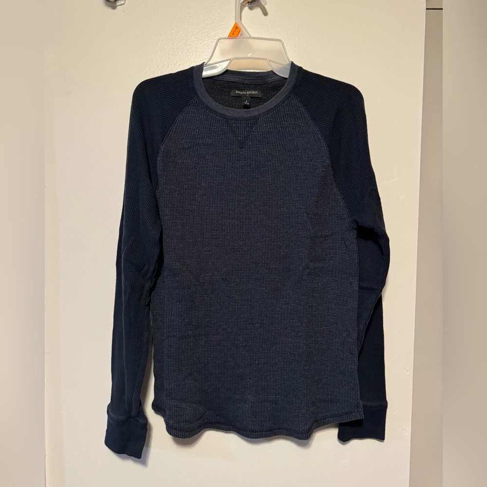 Banana republic men’s navy waffle long sleeve tee